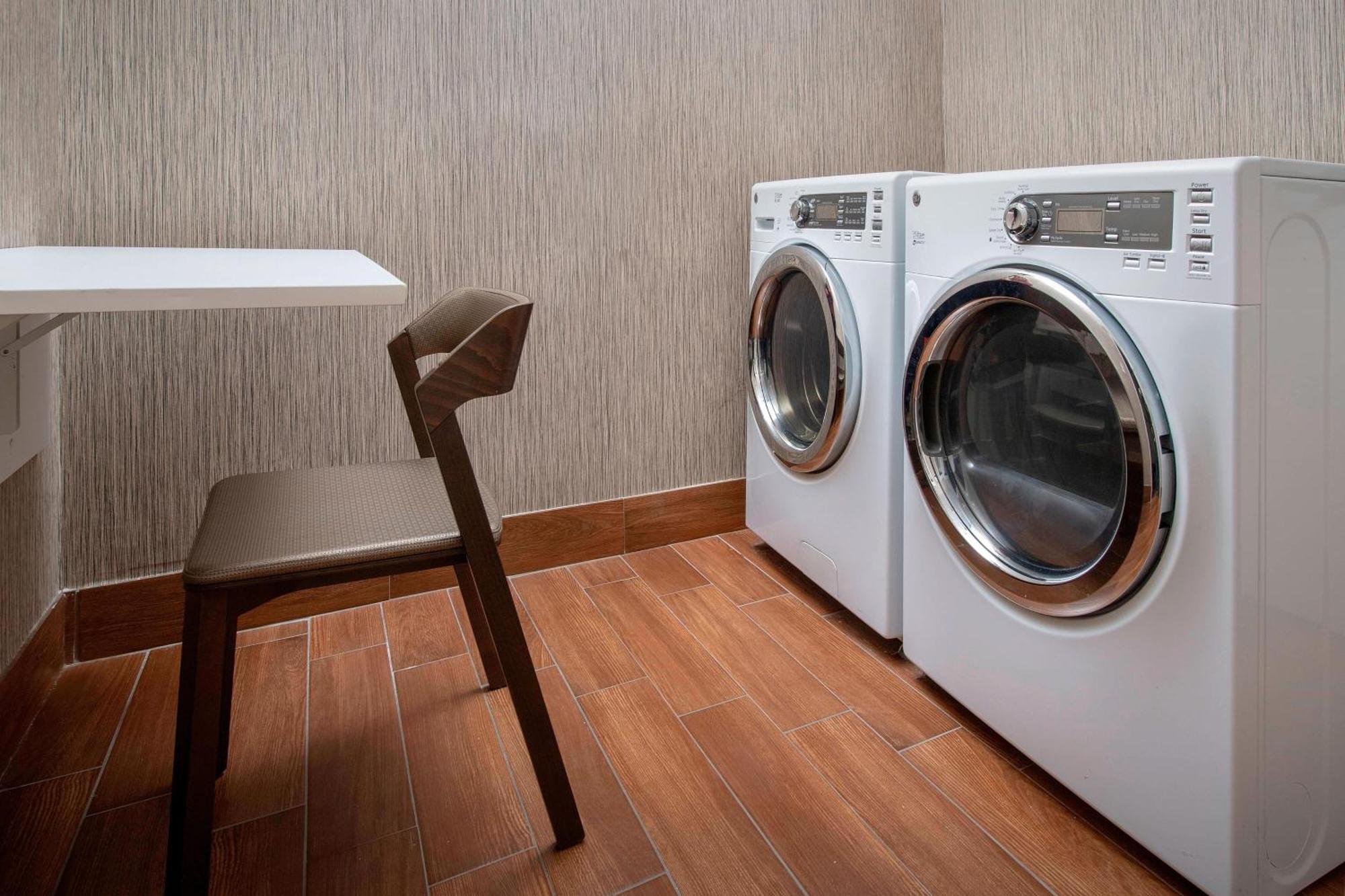 Springhill Suites Potomac Mills Woodbridge Ngoại thất bức ảnh